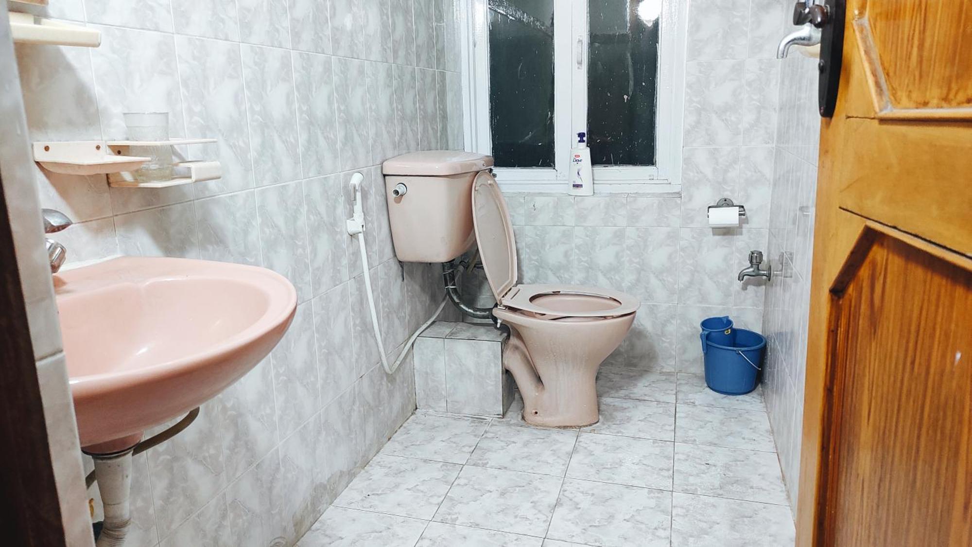 Budget Backpackers Hotel Lalitpur Экстерьер фото